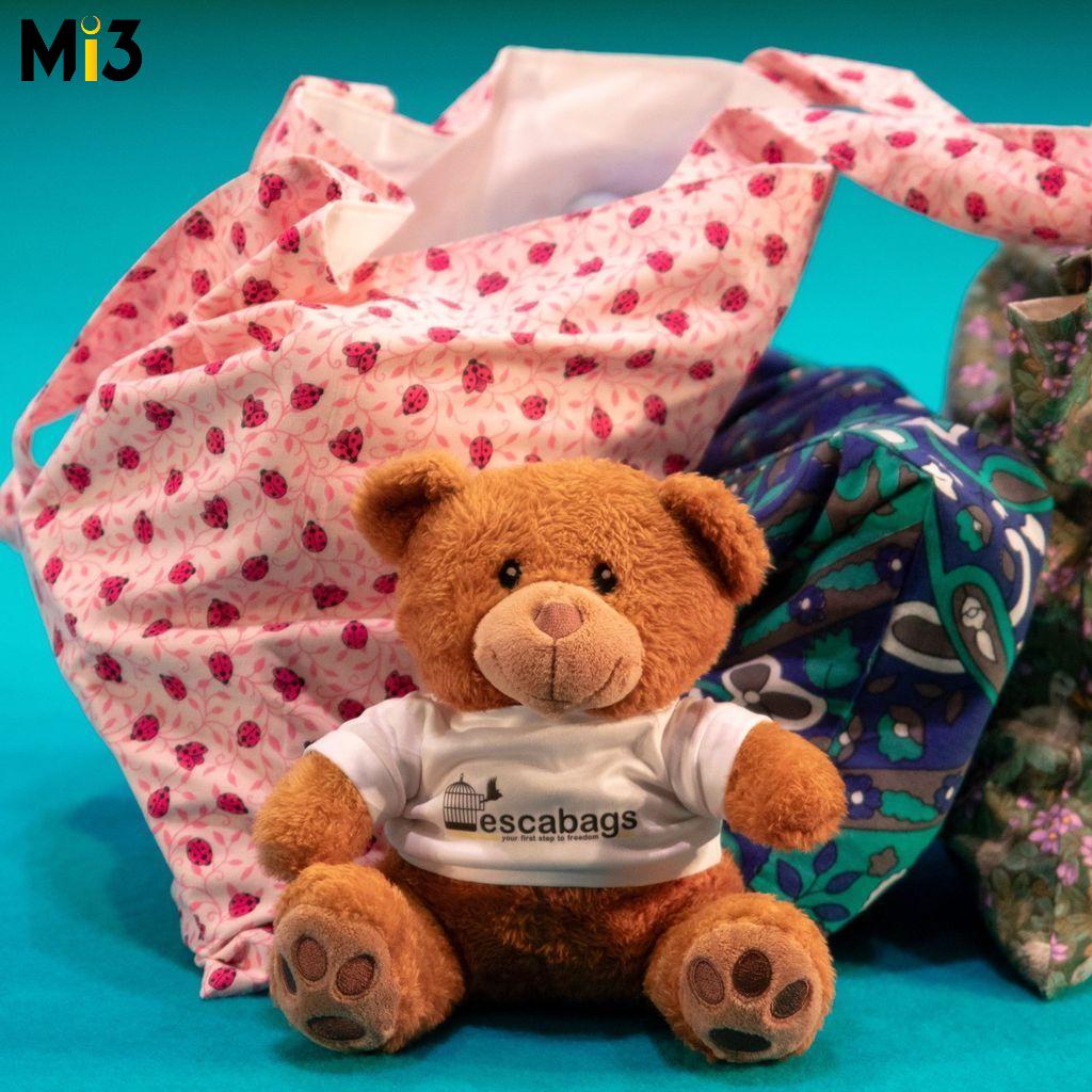 Optus and Escabags collaborate to support domestic abuse survivors