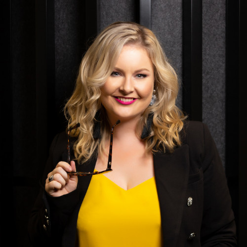 AMANDA BLENNERHASSETT